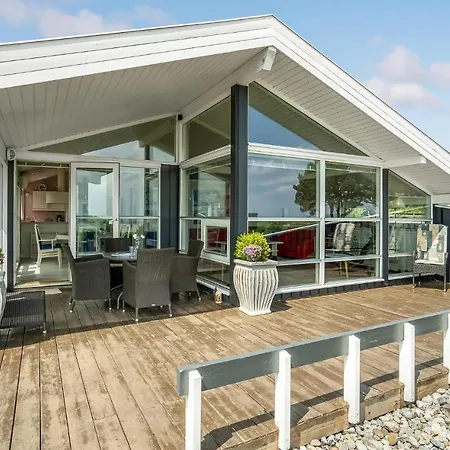 Casa de Férias Beautiful In Bjert With Sauna *