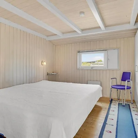 Beautiful In Bjert With Sauna * Binderup Strand